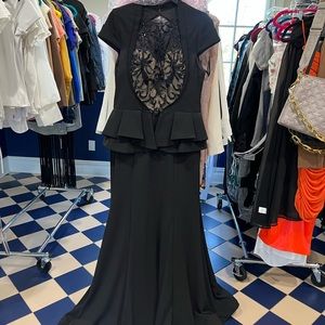 ROYAL QUEEN COLLECTION DRESS